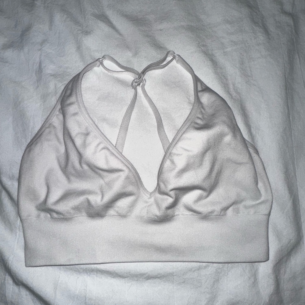 NVGTN sports bra